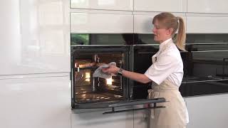 How use the fan grill cooking function in SMEG oven [upl. by Jennie]