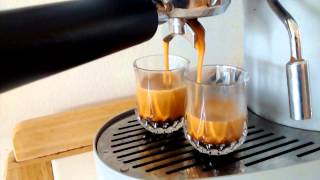 Espresso shot using a Francis Francis X3 [upl. by Diehl]