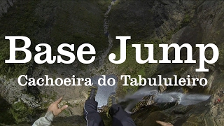 Cachoeira do Tabuleiro  Sessão  Base Jump [upl. by Kara-Lynn]