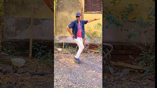 Too Cheez Badi Hain  Akshay Kumar ♥️🕺shorts dance video love couplegoals ytshorts youtube [upl. by Araiet]