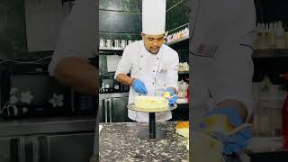 Important tips for cake icing beginners cake youtubeshorts cakeideas caketips chef bakery [upl. by Enitnatsnoc155]