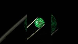 Natural Emerald  Origin Colombia  Weight 1437 Carat emerald emeraldearrings emeraldstone [upl. by Lednyc]