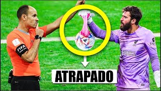 15 Futbolistas Que Fueron Atrapados Haciendo Trampa [upl. by Keefer]