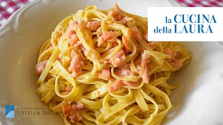 Come fare i TAGLIOLINI al SALMONE  La Cucina della Laura [upl. by Davida]