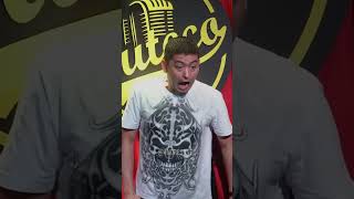 Esse Aí RODOU sem ÓLEO  André Santi  Stand Up Comedy [upl. by Nogras301]