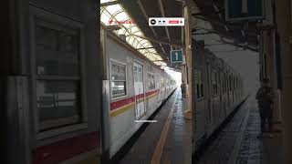 Commuterline tujuan Jakarta Kota berangkat dari Stasiun Cikini [upl. by Mccreery]