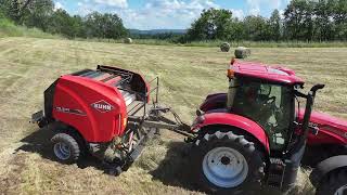 Rundballenpresse mit fester Presskammer KUHN FB 3125 [upl. by Leira]