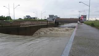 Hochwasser Wien Kraftwerk Freudenau [upl. by Pomcroy]