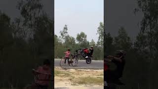 trendingshorts rider automobile explore explorepage viralvideos viralshort stunt shortsfeed [upl. by Golda481]