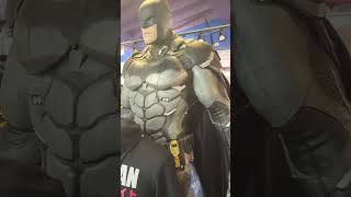 Awesome Batman Statue sixflags batman Statue epic awesome [upl. by Caves93]