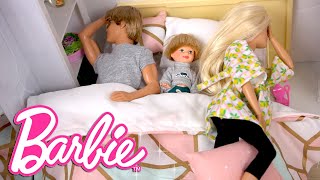 Familia Barbie y Ken Decoran el Cuarto de Su Nueva Bebe  Baby Shower y [upl. by Nal3]