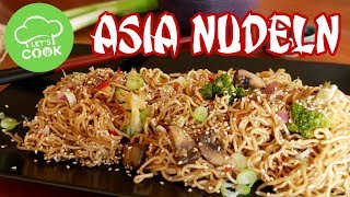 Gebratene Nudeln wie beim Asiaten 😍 schnell amp einfach asiatisch kochen  Lets Cook [upl. by Autum]