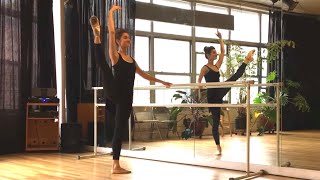 10 MIN BALLET BARRE STRETCH ROUTINE  Improve your extensions amp overall flexibility [upl. by Sholeen688]