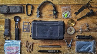 Breaking Down This 30 Wilderness Survival Kit [upl. by Chesney187]