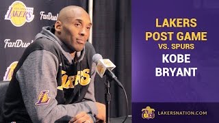 Kobe Bryant Dislocates His Finger Pops It Back In [upl. by Etty]