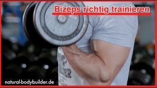 Bizepscurls mit Einzelhantel richtig ausführen mit natural Bodybuilder Flavio Simonetti [upl. by Suaeddaht447]