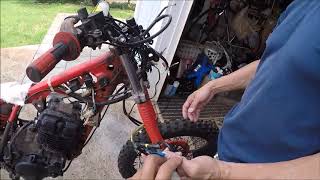 Yamaha XT350 Part 4 Ignition wiring and some Carburetor tips Back Bracket Installation and Sync [upl. by Yirinec371]