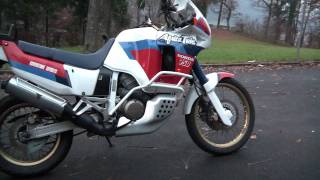 Honda Africa Twin XRV 750 RD04 Walkaround [upl. by Baillie]