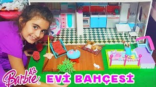 Barbie Evi için Havuzlu Bahçe Yaptım Mira Çok Beğendi  Nasıl Yapılır Kendin Yap  UmiKids [upl. by Minnaminnie]