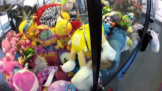 56 WINNING at the claw machine [upl. by Anastasius96]