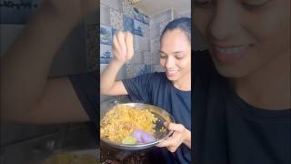 Biriyani chesanu taste aete 👌👌trending food biryani [upl. by Ahsimed]