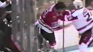 Stu Grimson vs Bob Probert Dec 31 1990 [upl. by Aubert]