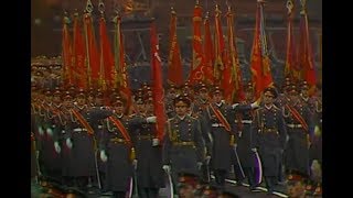 CCCP 1975 October Revolution Parade with Guard Song  Парад Октября Наша гвардия [upl. by Pasia]