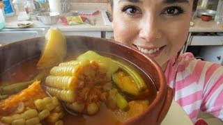 Mole de ollaCaldo de res en salsa guajillo con verdurasMarisolpink [upl. by Michaele]