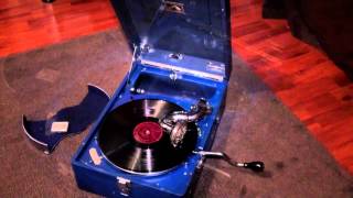 HMV Gramophone Model 102 [upl. by Norrehs]