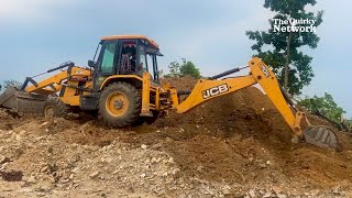 Building a Helipad on the Topmost Hill Using a JCB Backhoe [upl. by Ahrat30]