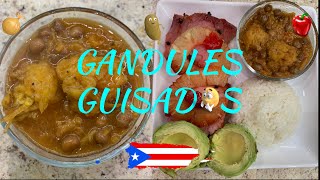 GANDULES GUISADOS CON BOLITAS DE PLATANO [upl. by Kancler]