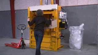 Bramidan B30 baler  for cardboard and plastic [upl. by Tedman39]