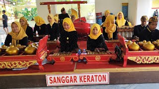 GAMELAN GENDING PAN SAMPANAN  SMPN 2 SUMENEP [upl. by Htidirrem]