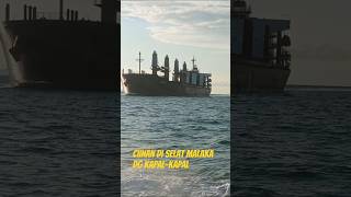 Cainan di selat Malaka Dg kapal kapal [upl. by Chemash]