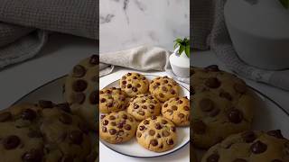 NYC Chocolate Chip Cookies [upl. by Annayak]