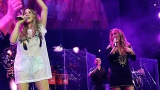 Karina ft J mena  La Tonta Luna Park 141017 [upl. by Anirehs]