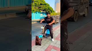 yulu bike par ride kiya youtubeshorts priyalkukrejadushantkukreja [upl. by Rainah85]