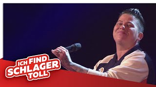 Kerstin Ott  Wegen Dir Nachts wenn alles schläft Live  Schlagerbooom 2019 [upl. by Niveg]