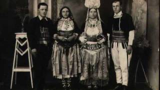 quotMore sokol piequot Macedonian Folk Song  quotМоре сокол пиеquot Македонскa народнa [upl. by Ilehs]