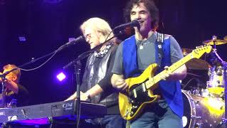 Hall and Oates  You Make My Dreams Come True  Live  Gexa Energy Pavilion  Dallas TX May 13 2016 [upl. by Lybis]