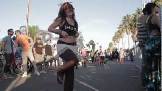 Hooping at Abbot Kinney Fest Venice wwwhoopnoticacom [upl. by Vokay]