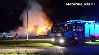 Grote brand in Hoogeveen legt gebouw in de as [upl. by Amado]