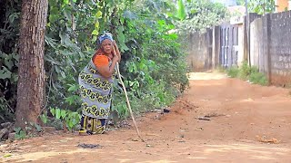 La Vieille Femme Qui Sest Transformée En Pauvre Mendiant Ce Qui Sest Passé Va Vous Choquer2024 [upl. by Akem]