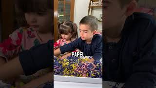 🌈 ACTIVIDAD SENSORIAL ✨ JUGUEMOS CON VIRUTA DE PAPEL actividadesparaniños [upl. by Bjork]