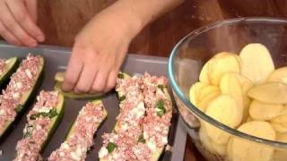 Zucchini aus dem Ofen  Backrezept von Betty Bossi [upl. by Seton]