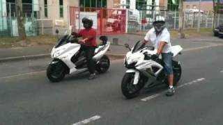 Tmax vs gsx r 750 [upl. by Hayotal]