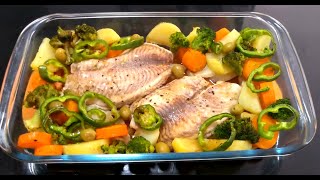 PEIXE NO FORNO COM LEGUMES MUITO FÁCIL [upl. by Llydnek]