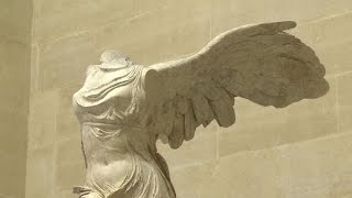 La Victoire de Samothrace rénovée se livre dans une exposition [upl. by Inalak]