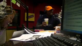 Arnez J arnezjcomedy slams the Dallas Cowboys on the Tom Joyner Morning Show [upl. by Darell]