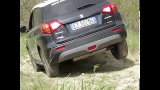 Suzuki Vitara Off Road [upl. by Arodoet849]